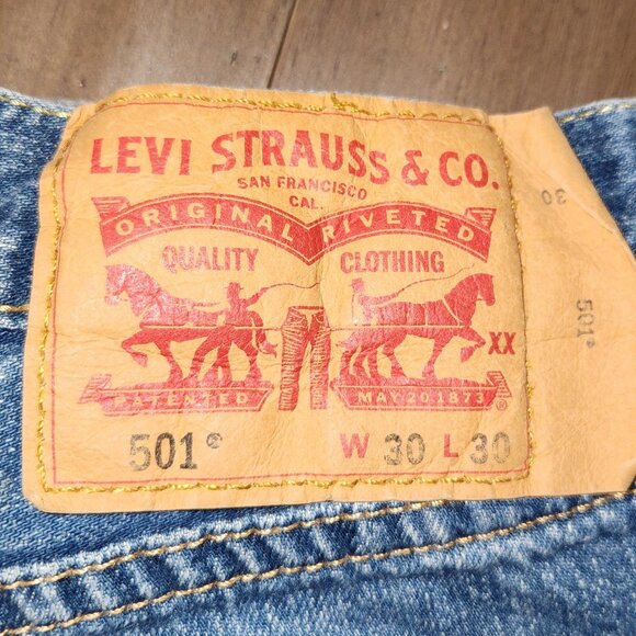 Levis 501 jeans, Men's 30x30 - Picture 2 of 5